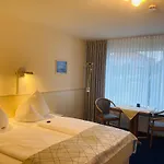 Hotel Haus Thorwarth - Garni
