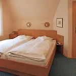Otel Haus Thorwarth - Garni 3*