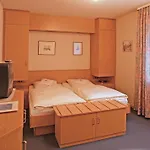 Otel Haus Thorwarth - Garni