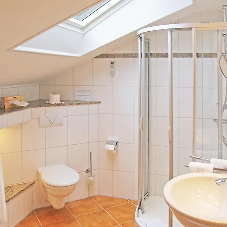 Otel Haus Thorwarth - Garni